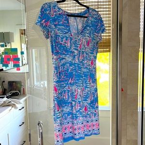 Lilly Pulitzer dress.  Size Small.  Lightly worn, no stains, non smoker